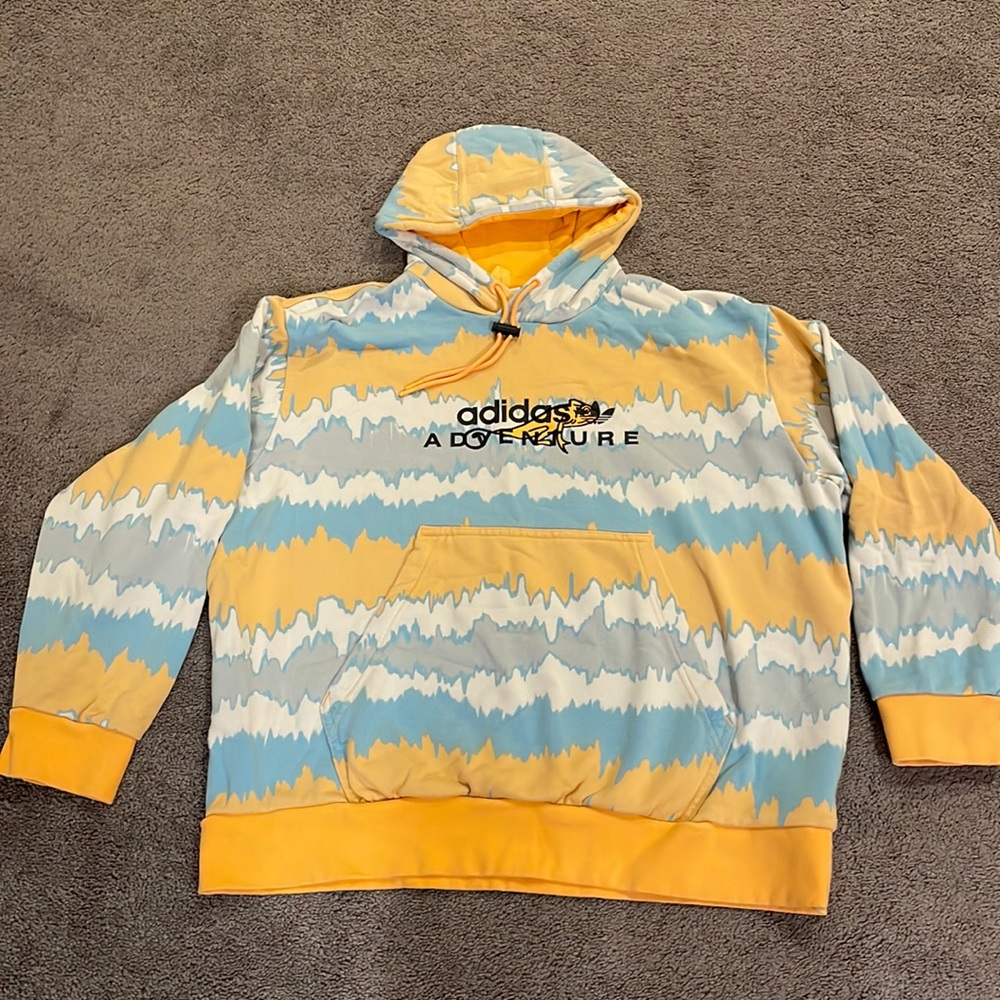 Men’s Adidas XL 100% colorful cotton Sweatshirt
